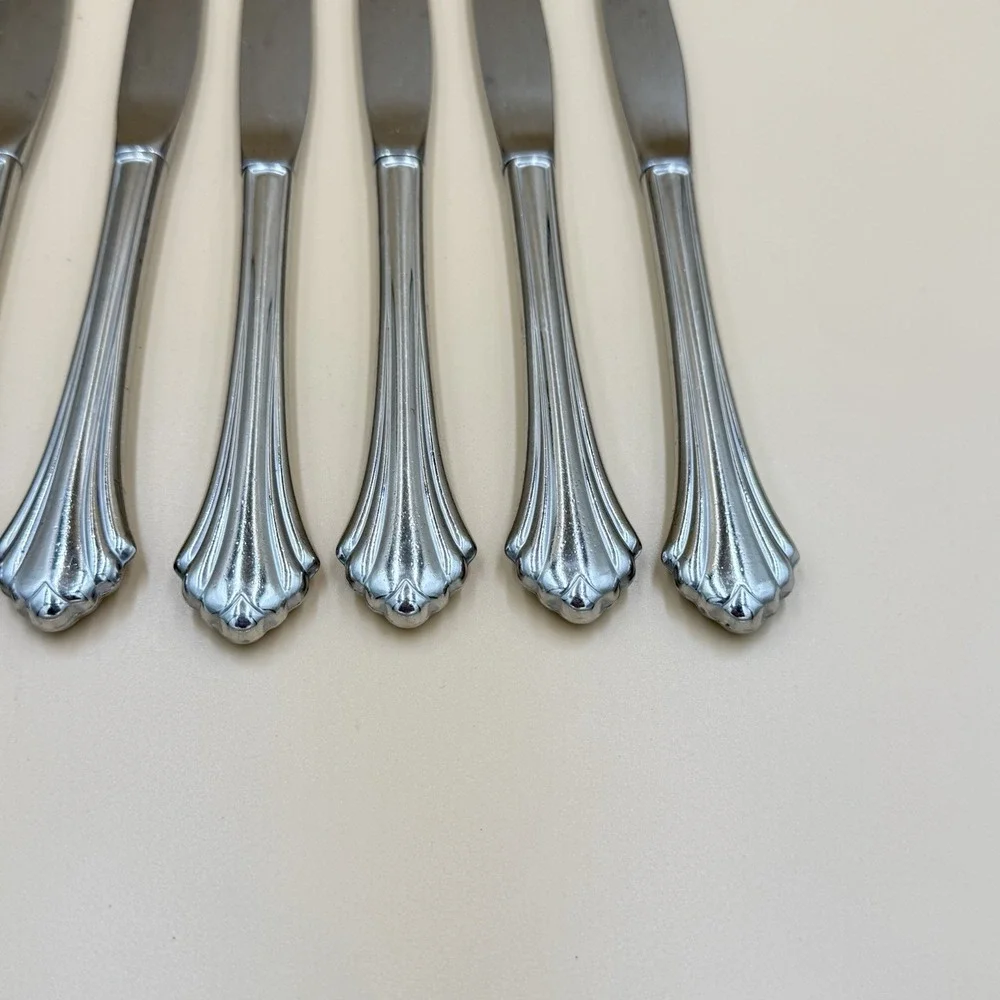 Oneida Bancroft Dinner Knives Lot Of 8 Replacement Vintage USA Stainless Steel